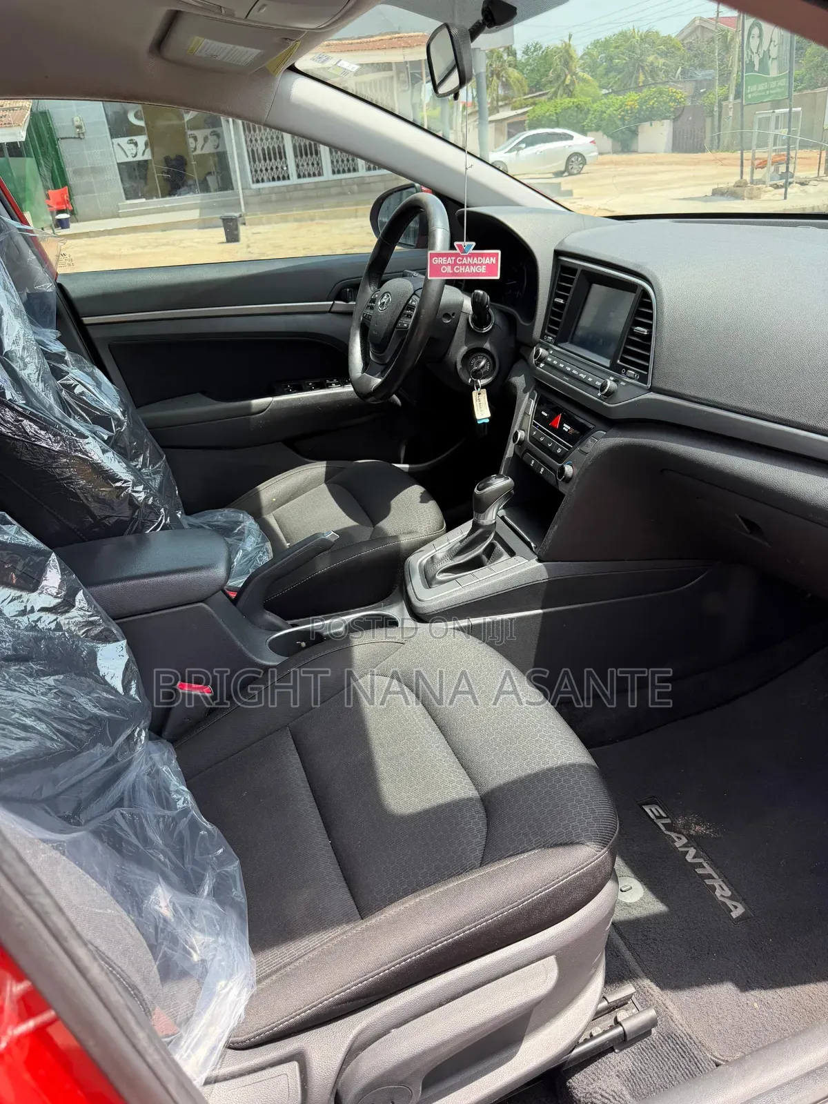 Hyundai Elantra 2017 Orange