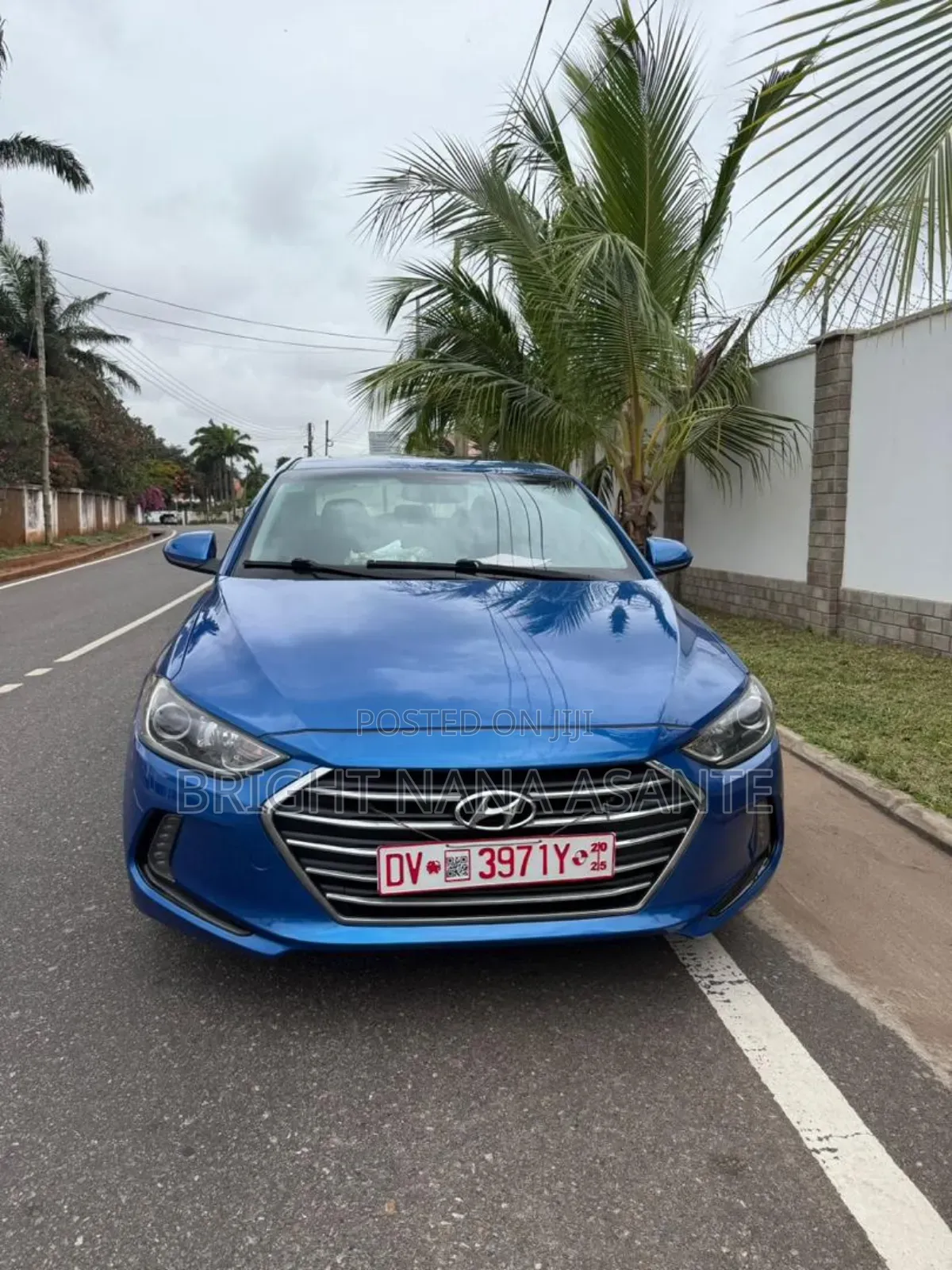 Hyundai Elantra Limited Sedan FWD (2.0L 4cyl 6A) 2017 Blue