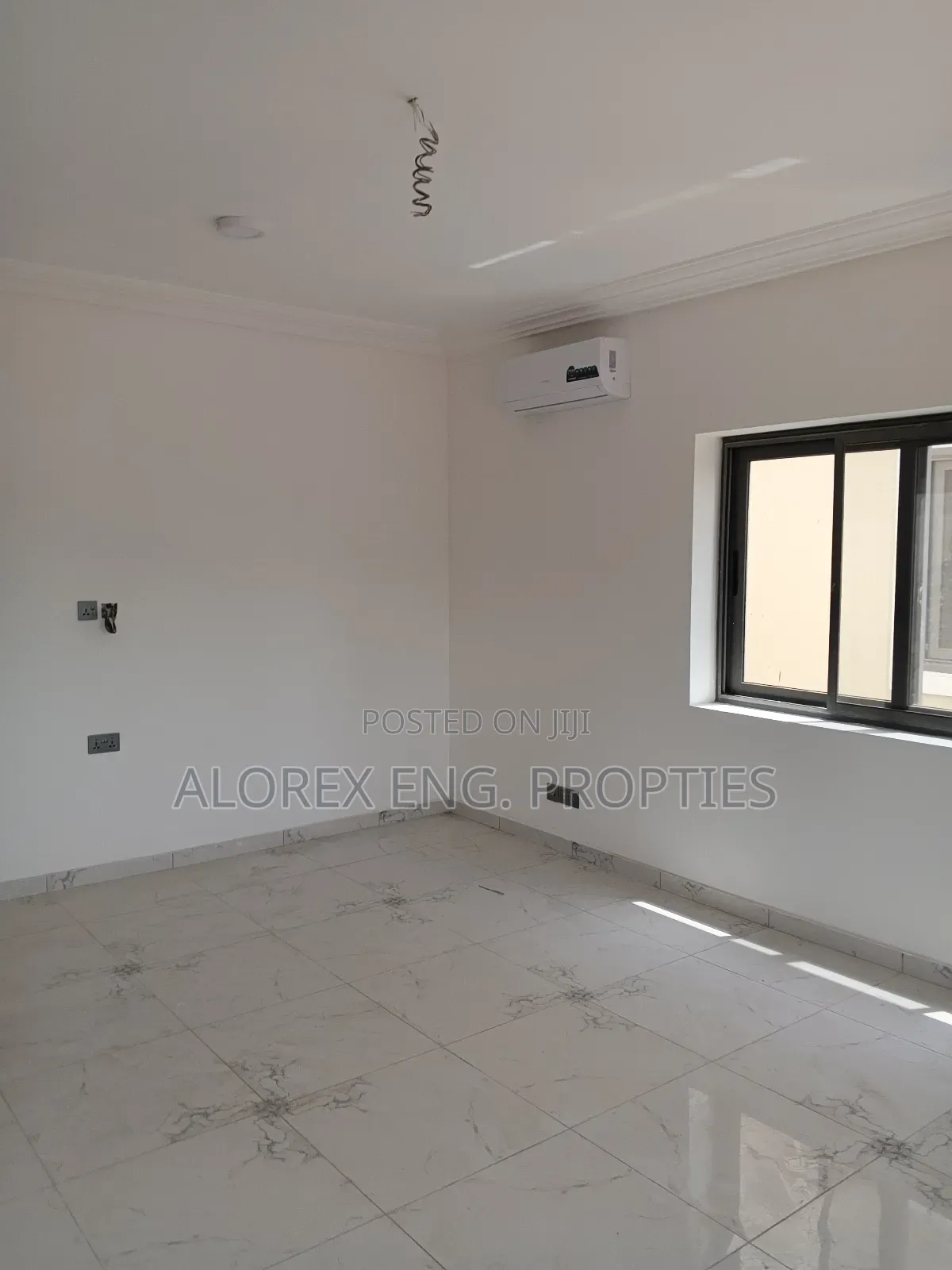 3bdrm Townhouse/Terrace in $160,000, SDA Area for sale