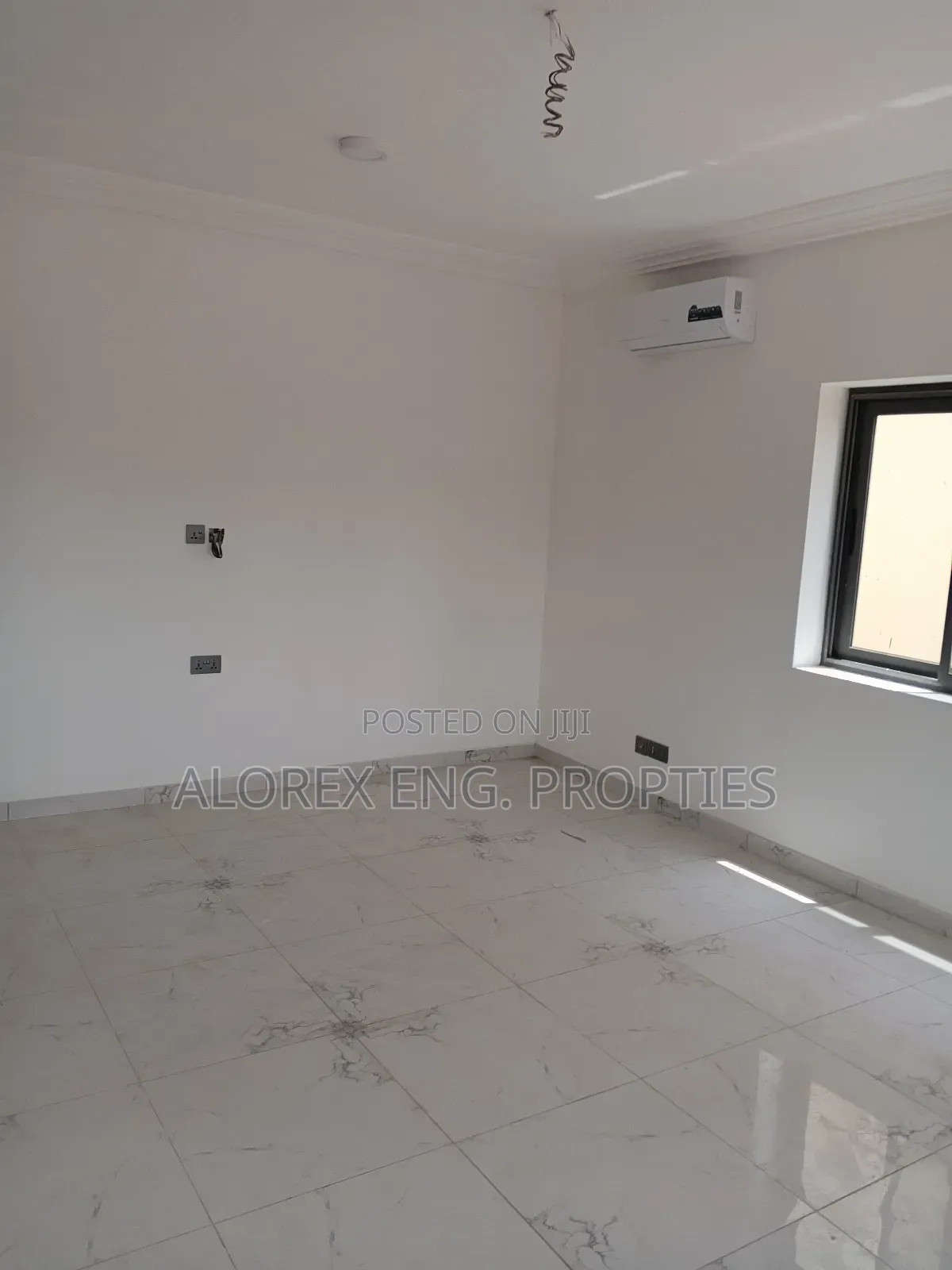 3bdrm Townhouse/Terrace in $160,000, SDA Area for sale