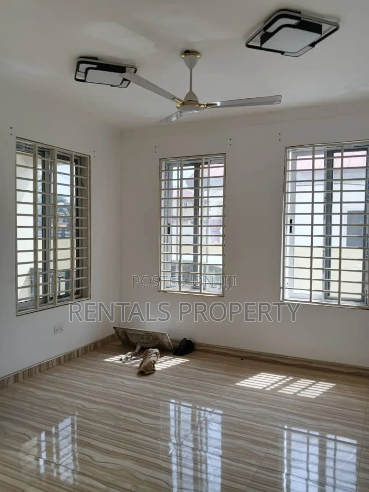 3bdrm Block of Flats in Barrier for rent