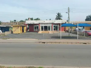 Garage and Showroom for Rental