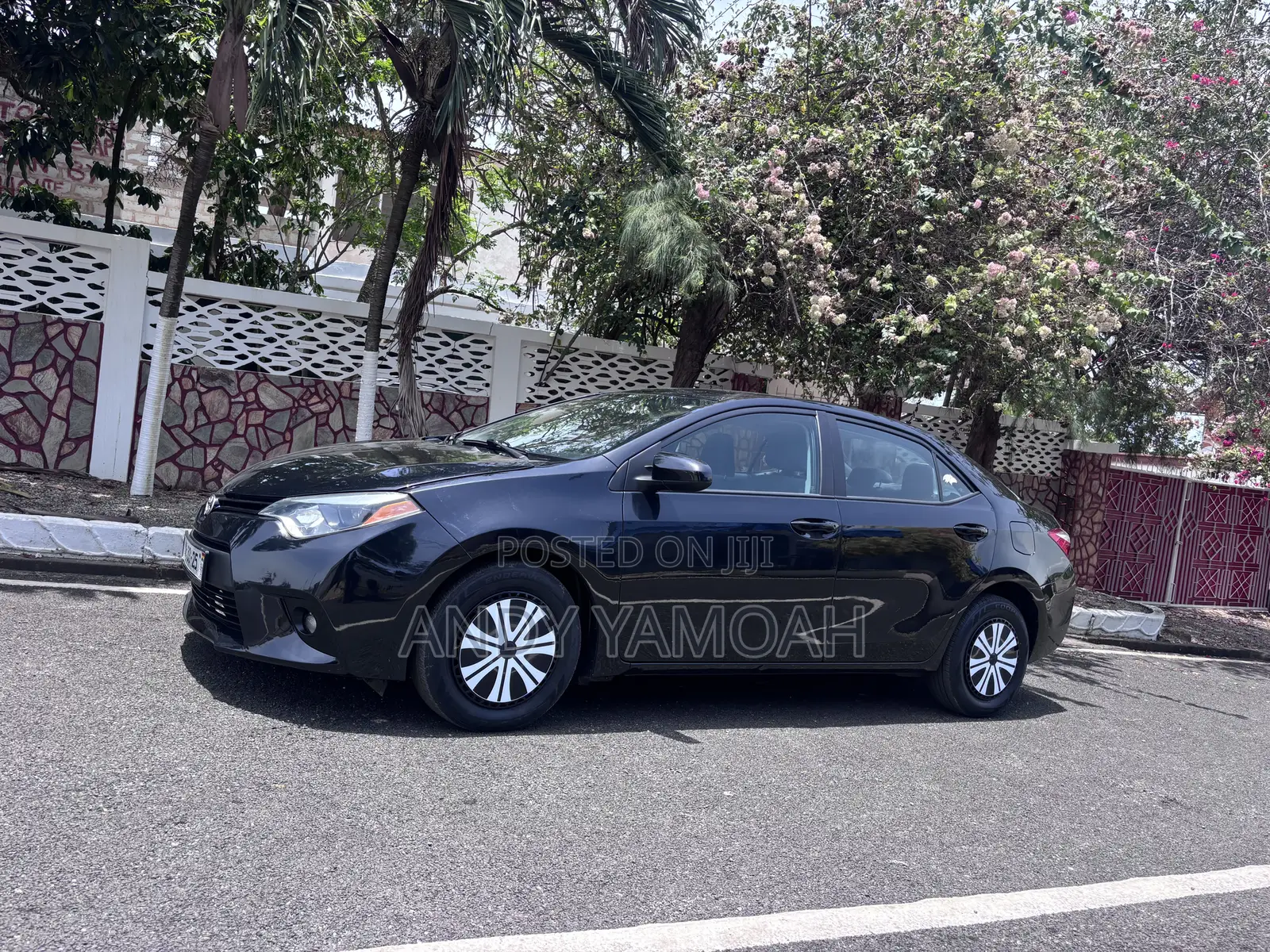 Toyota Corolla 2015 Black