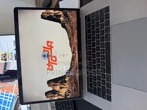 Laptop Apple MacBook Pro 2016 16GB Intel Core i7 SSD 256GB