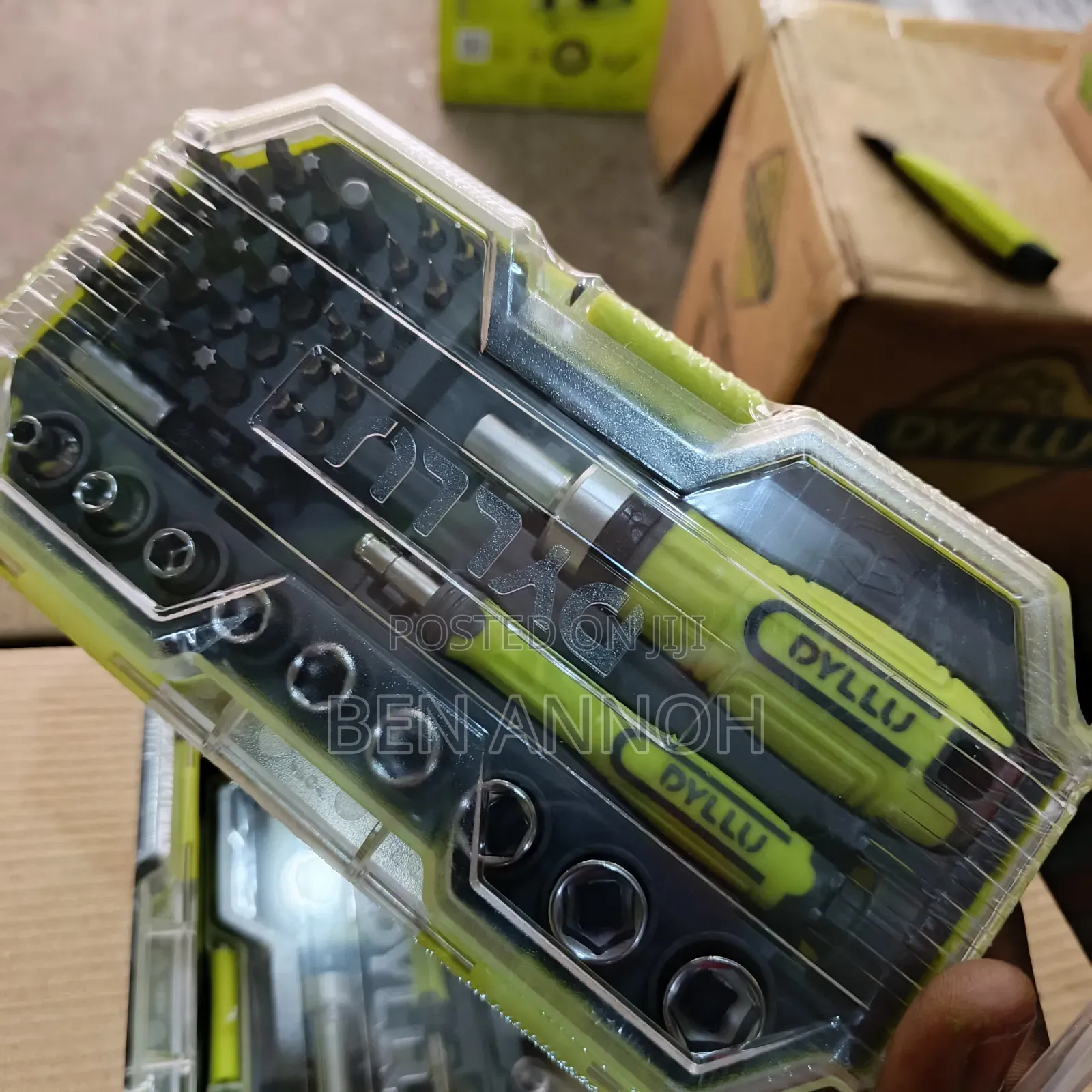 Dyllu Tools And Machinery