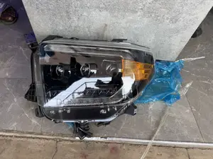 Toyota Tundra 2018 Spec Headlights Available