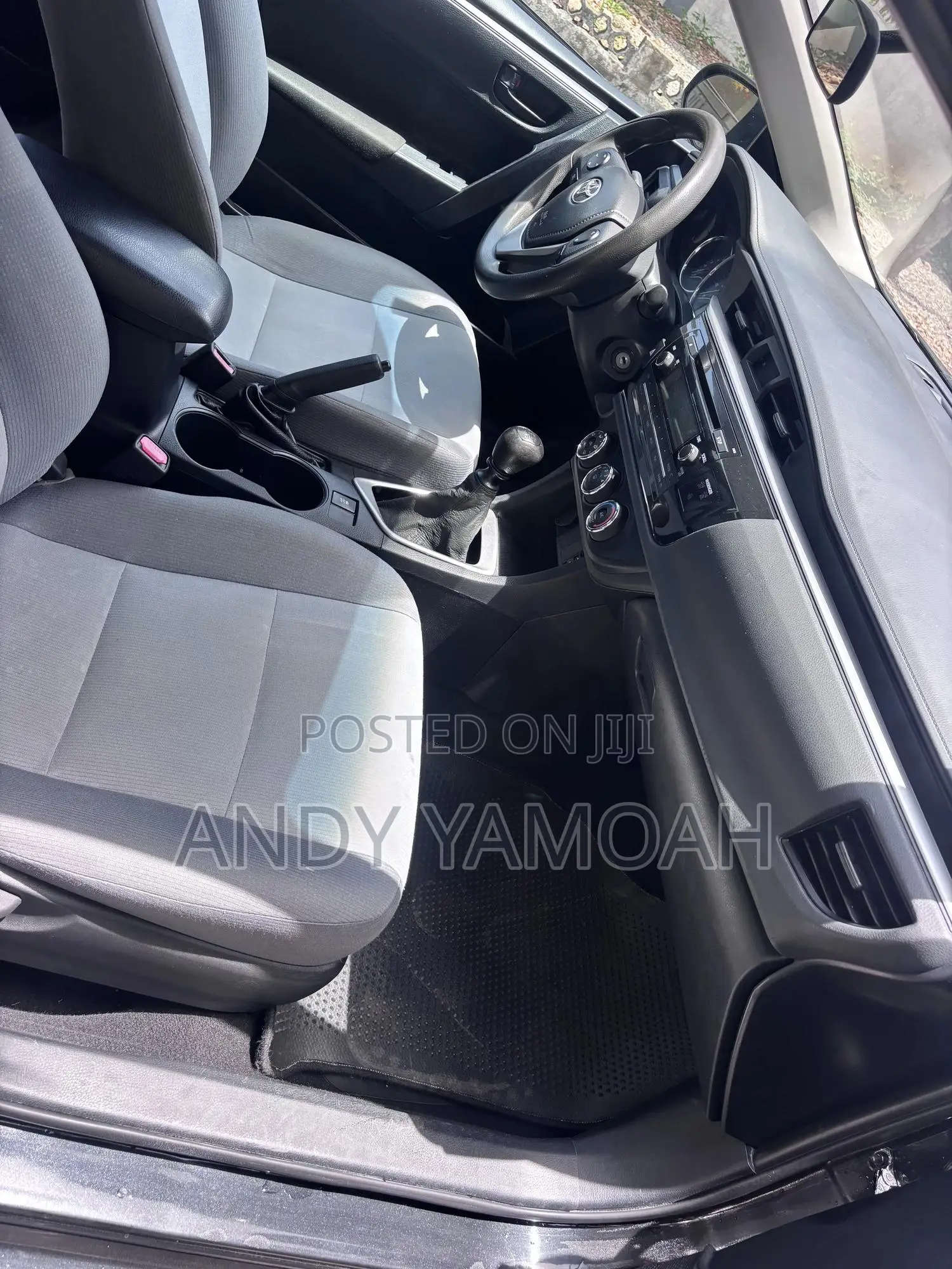 Toyota Corolla 2015 Black