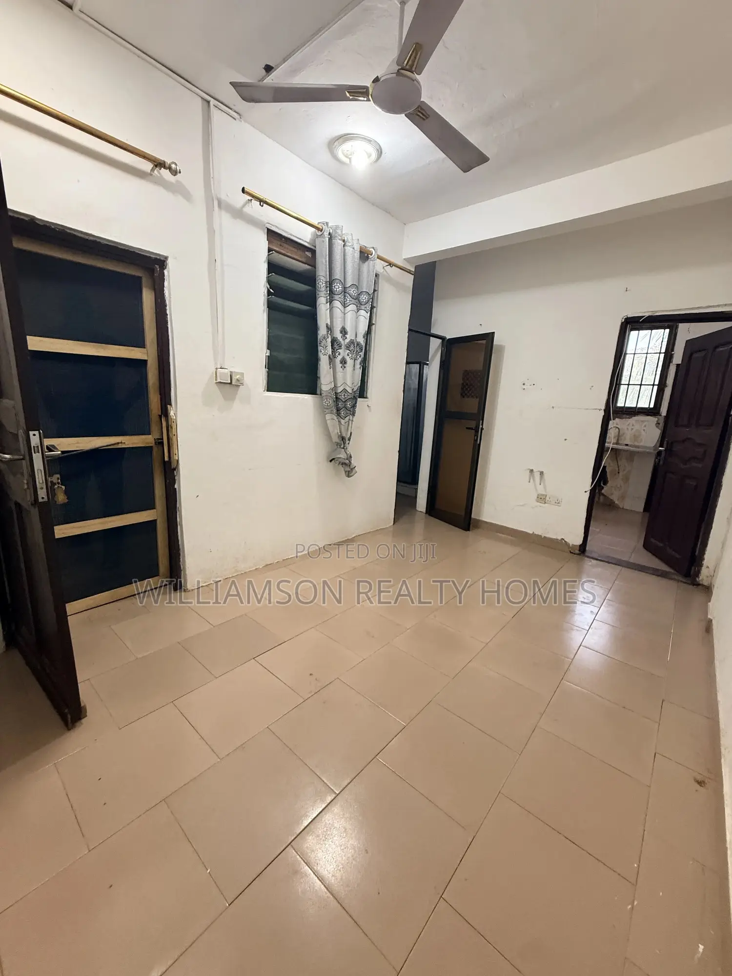1bdrm Apartment in Community 20 Estate, Spintex for rent