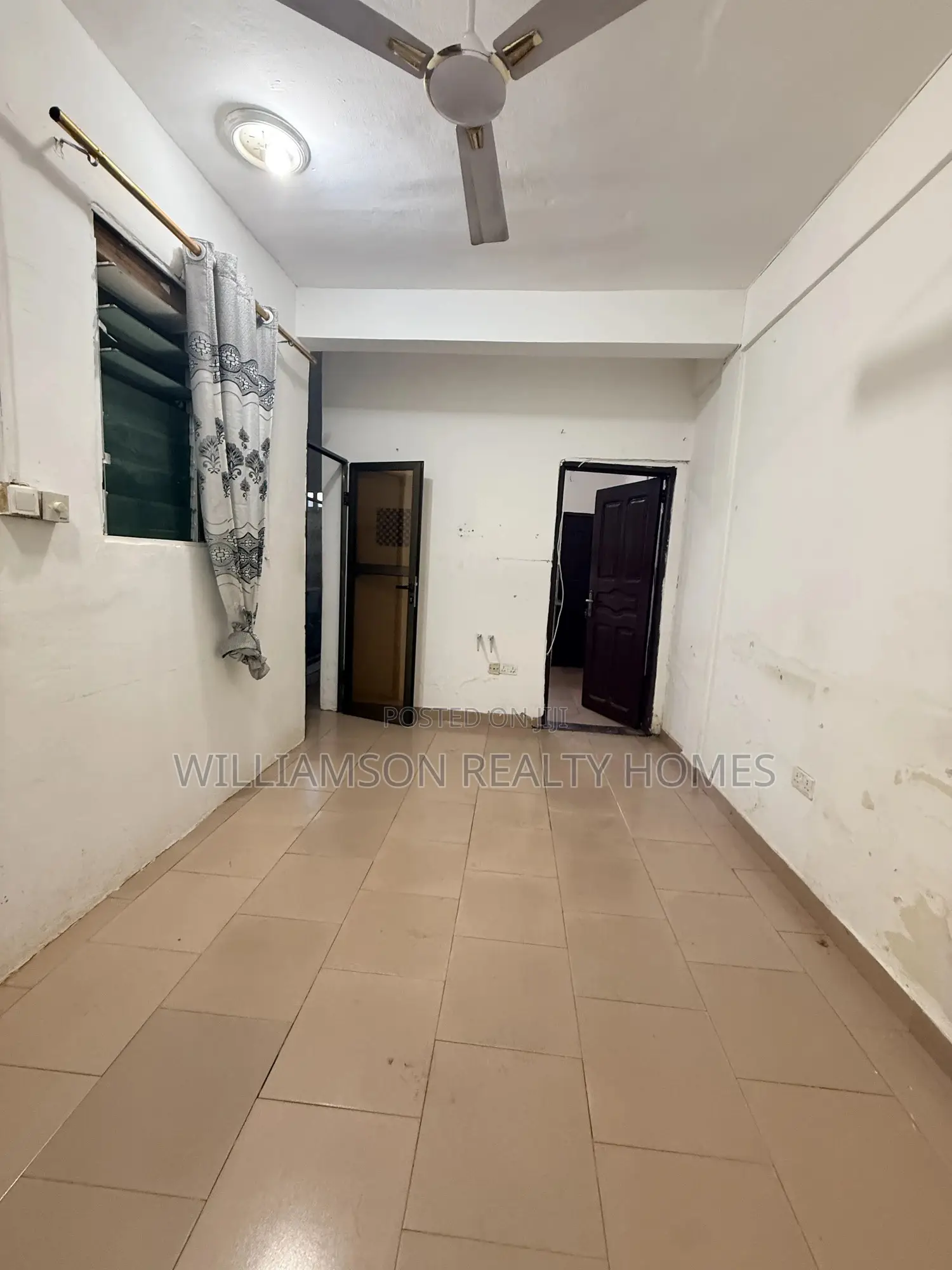 1bdrm Apartment in Community 20 Estate, Spintex for rent