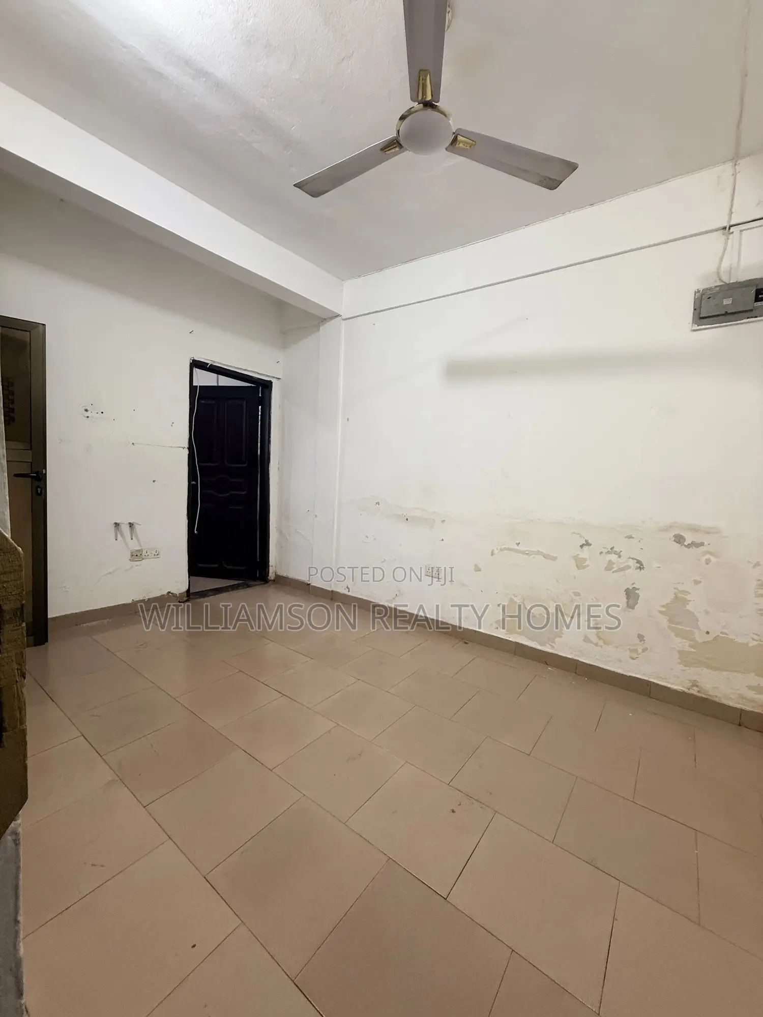 1bdrm Apartment in Community 20 Estate, Spintex for rent