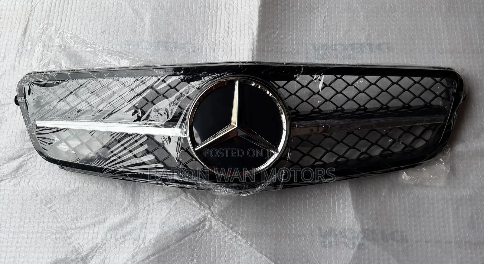 W204 C250/C300 Amg Front Grill Available