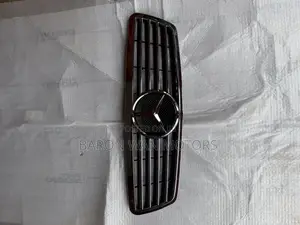 W203 Front Grill 4 Lines Available