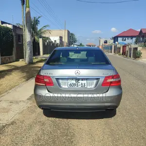 Mercedes-Benz E350 Base 4Matic Sedan AWD (3.5L 6cyl 7A) 2010 Silver