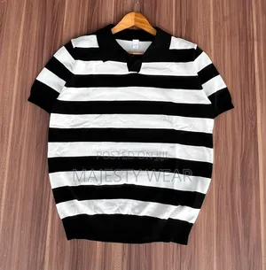 Neat Men's Knitted Shirt
