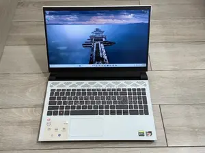 Laptop Dell G15 5511 16GB AMD Ryzen 7 HDD+SSD 512GB