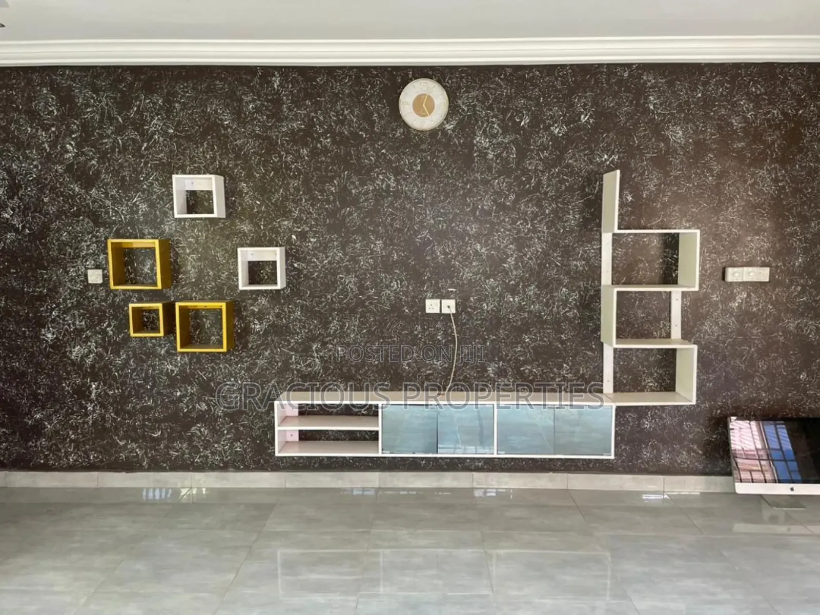 5bdrm House in Gracious Properties, Ofankor for rent