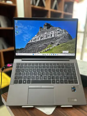 Laptop HP ZBook Firefly G8 16GB Intel Core i5 SSD 256GB
