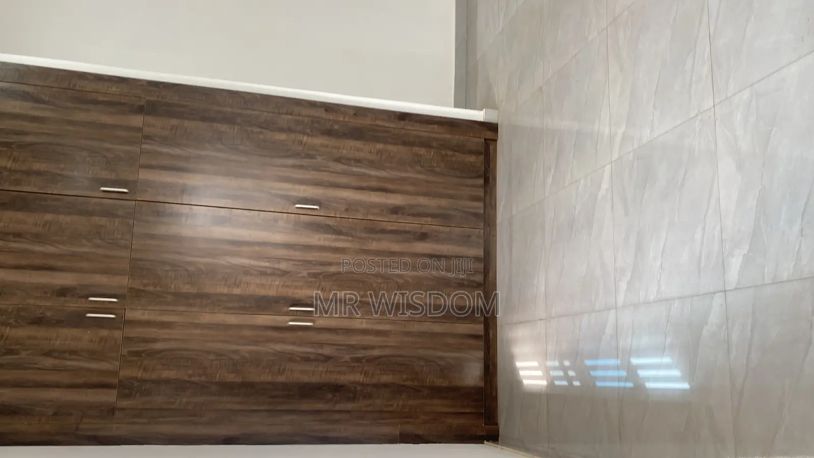 3bdrm Bungalow in Lakeside Estate, Ashaley Botwe for sale