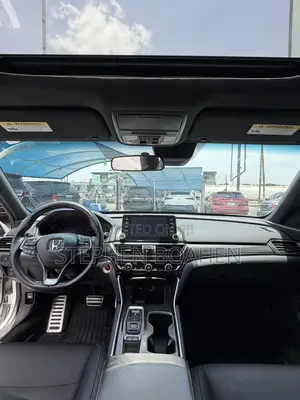 Honda Accord Sport (2.0L 4cyl Turbo 6M) 2019 White