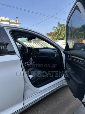 Honda Accord 2019 White
