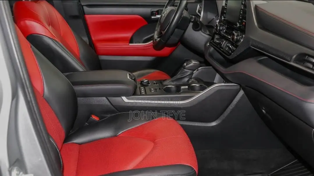 Toyota Highlander XSE 2022 Black
