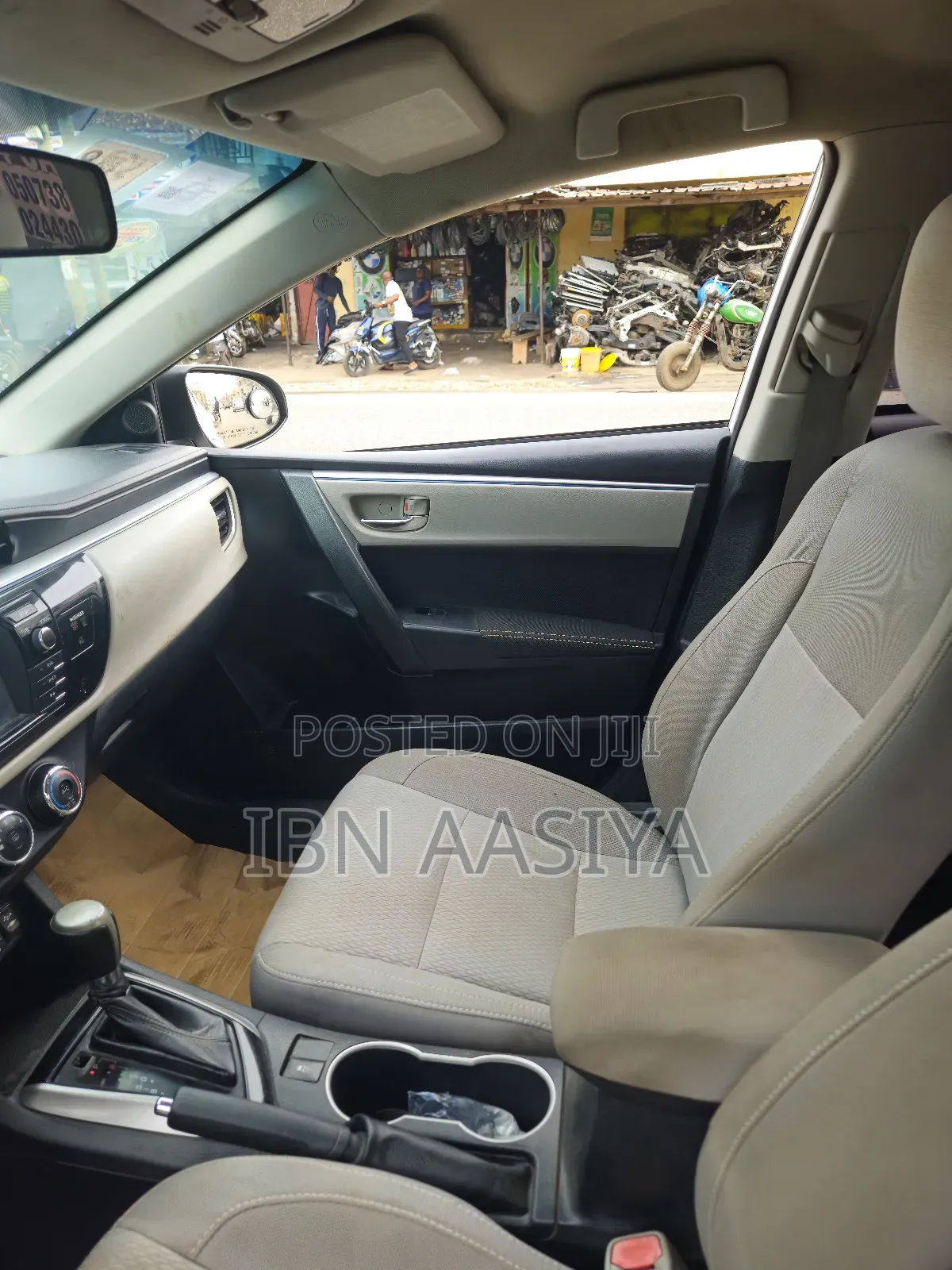 Toyota Corolla 2016 White