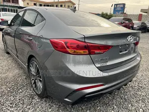 Hyundai Elantra Sport 2018 Gray