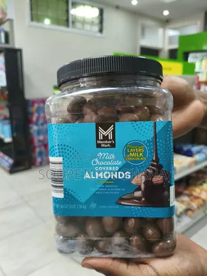  Member’S Mark Milk Chocolate Covered Almonds 48oz