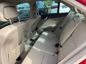 Mercedes-Benz C250 2014 Red