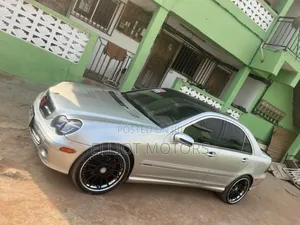 Mercedes-Benz C250 2010 Silver