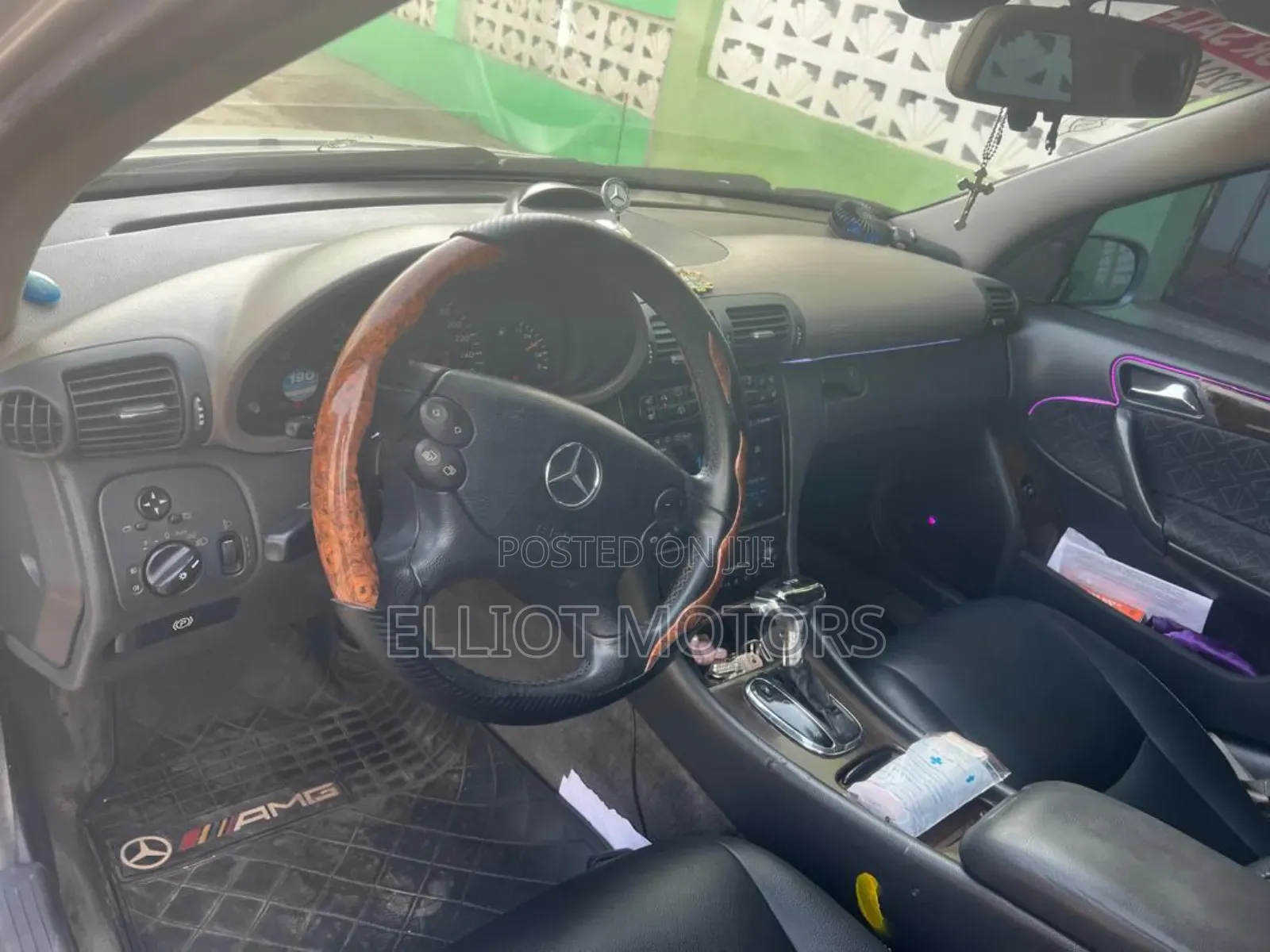 Mercedes-Benz C250 2010 Silver