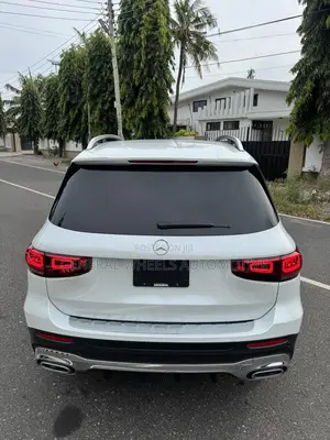 Mercedes-Benz GLB-Class GLB 250 4MATIC 2020 White