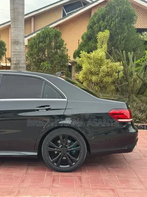 Mercedes-Benz E350 Base 4dr Sedan RWD (3.5L 6cyl 7A) 2014 Black