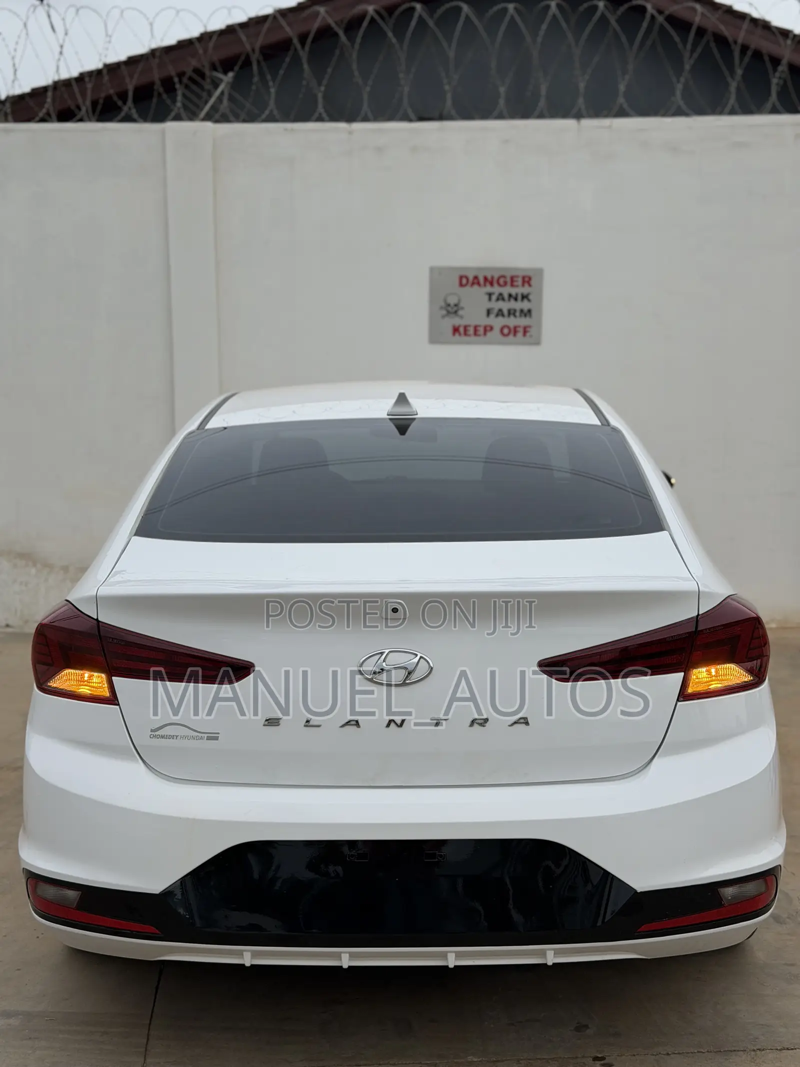 Hyundai Elantra 2019 White