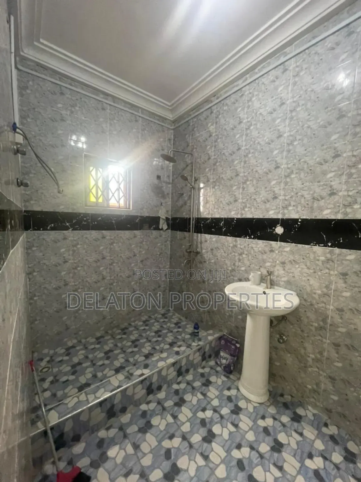 4bdrm House in Spintex for rent
