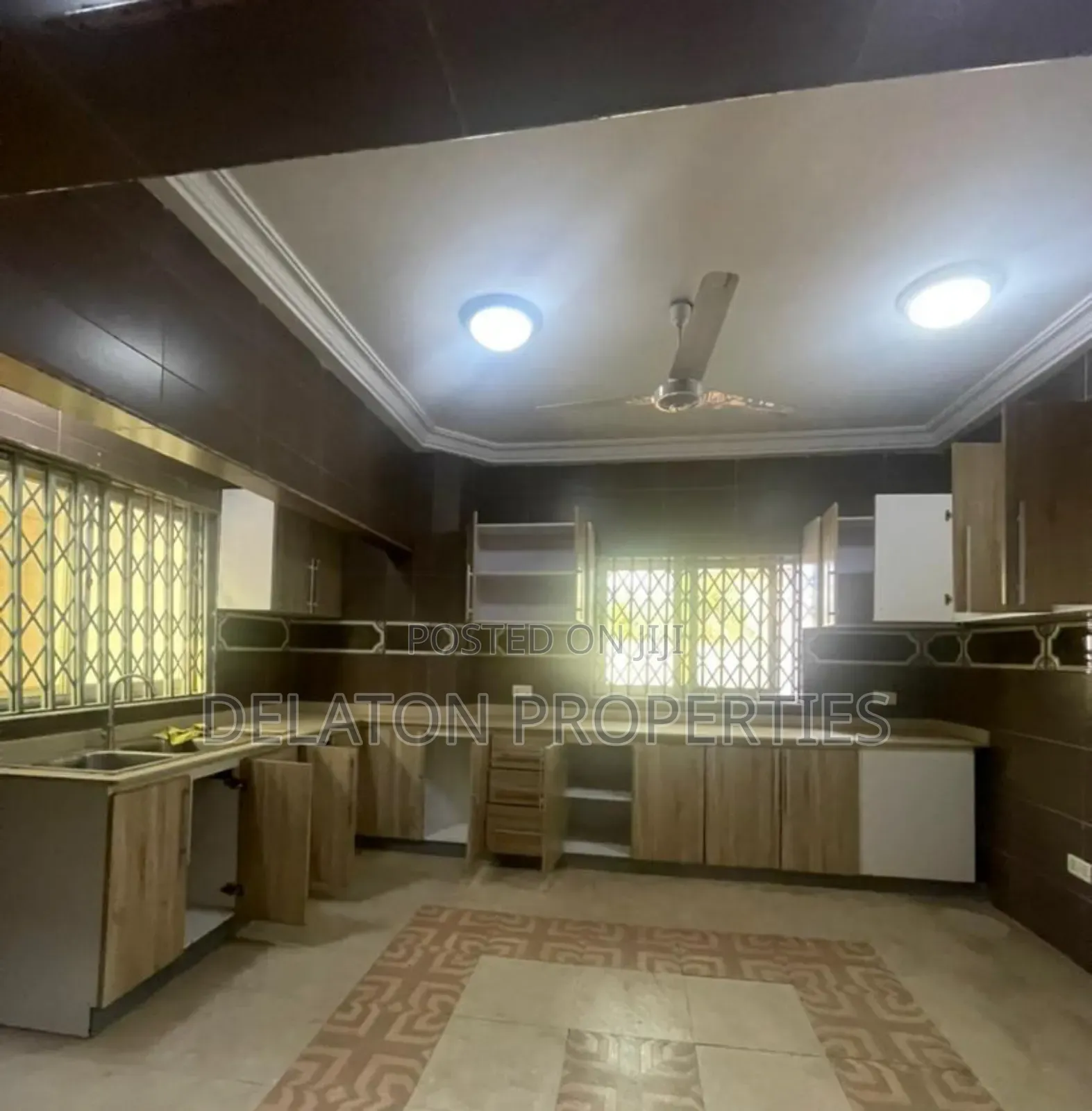 4bdrm House in Spintex for rent