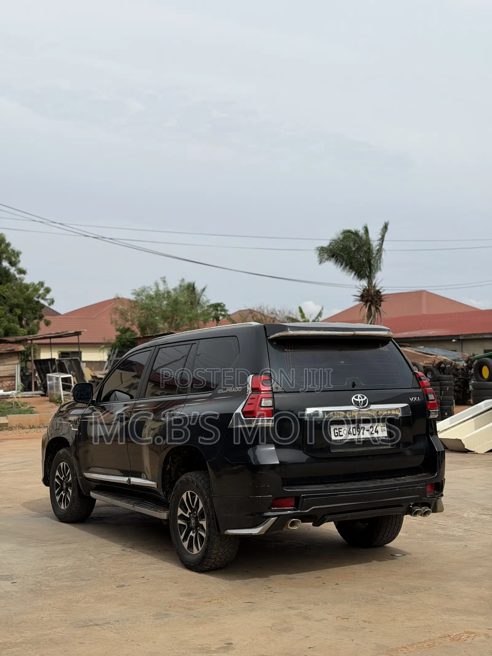 Toyota Land Cruiser Prado 2010 Black