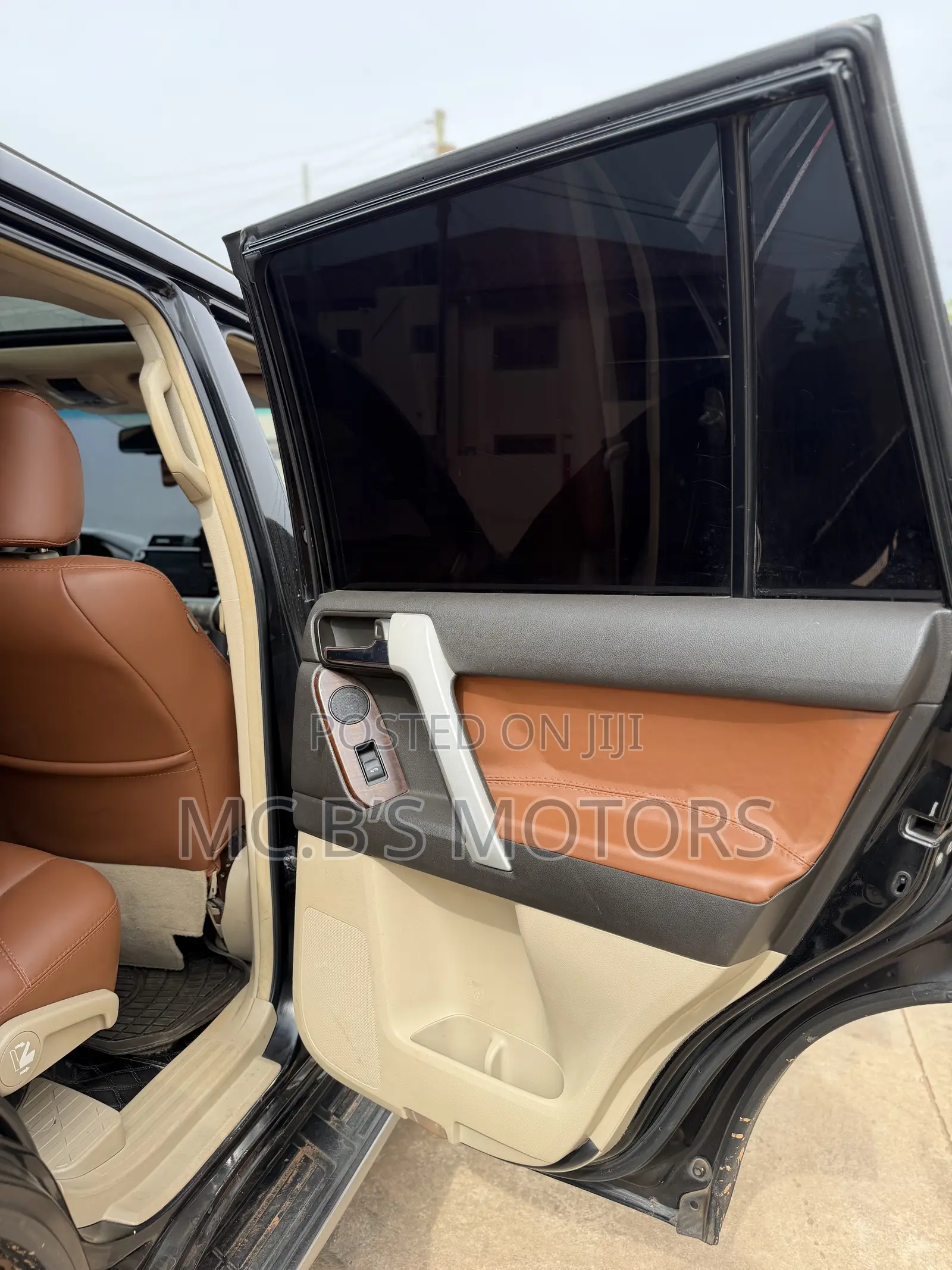 Toyota Land Cruiser Prado 2010 Black