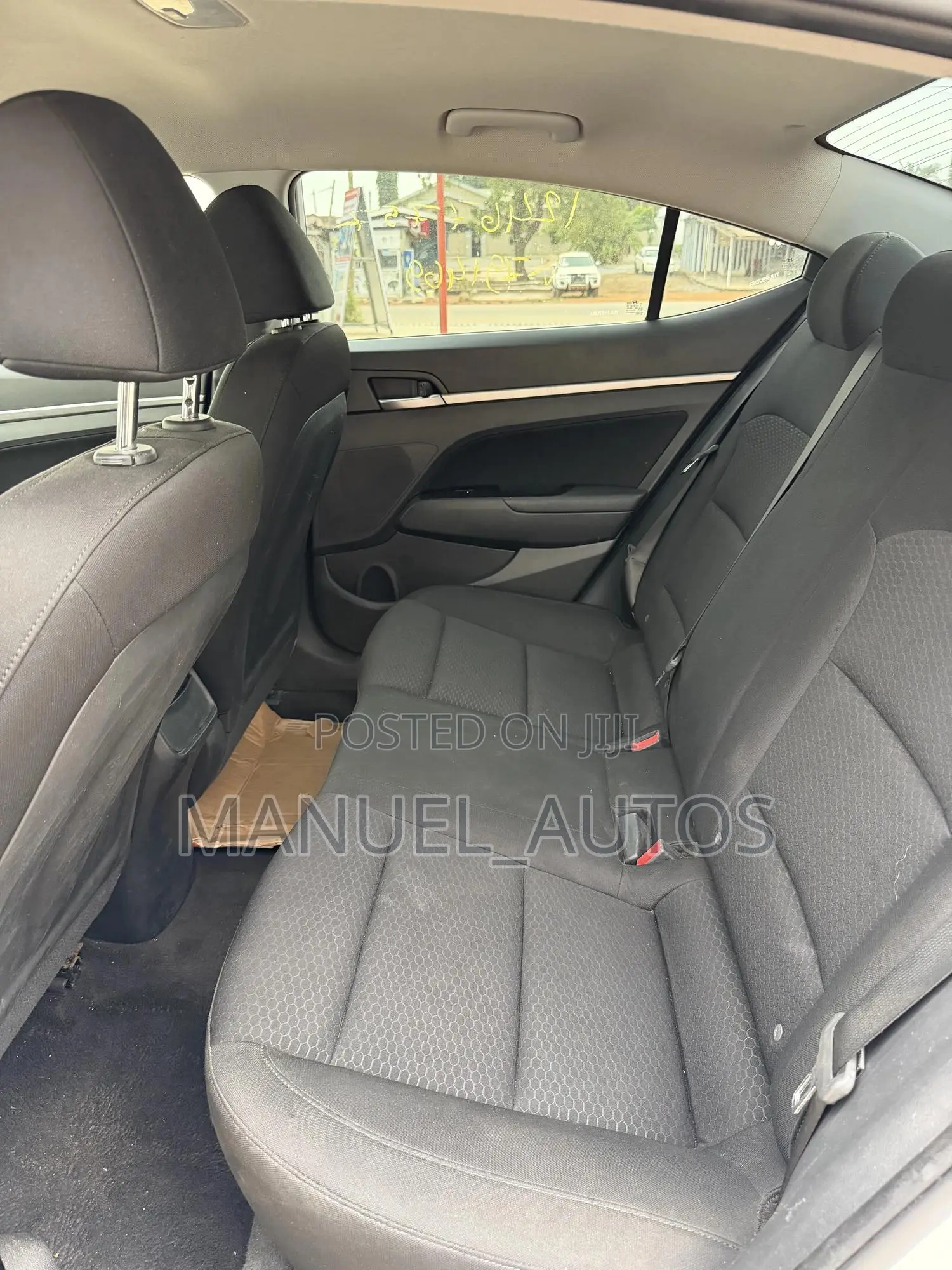 Hyundai Elantra 2019 White