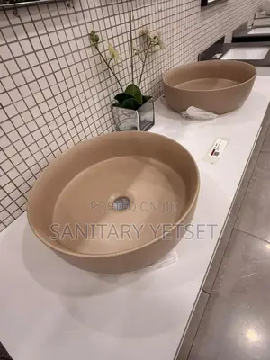 Executive Double Cabinet Basin (Master Bedroom)