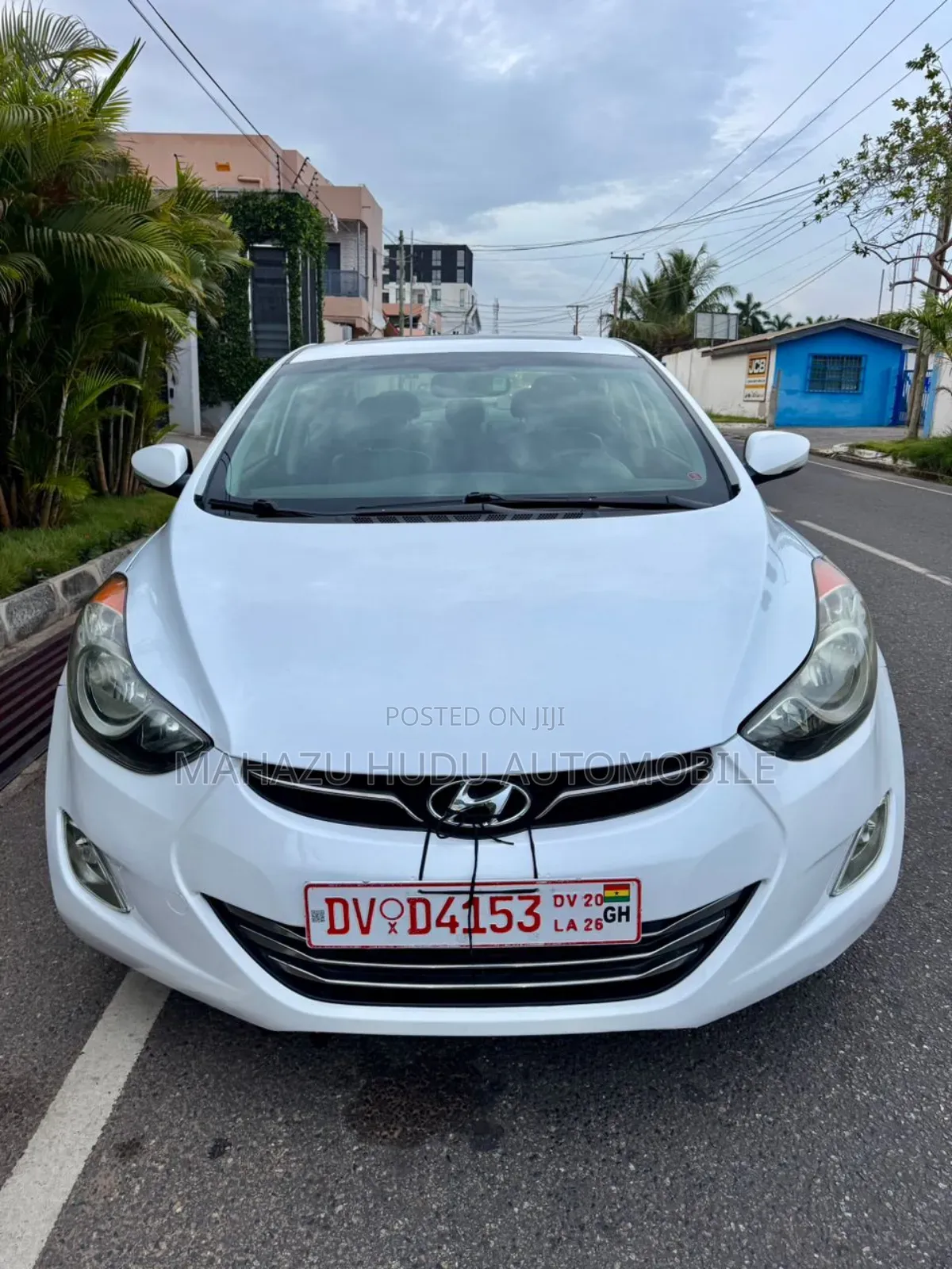 Hyundai Elantra Limited Sedan FWD (1.8L 4cyl 6A) 2013 White