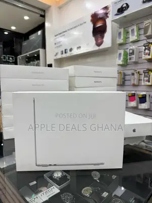 New Laptop Apple MacBook Air 2025 M4 13-inch 16GB Apple M4 SSD 256GB