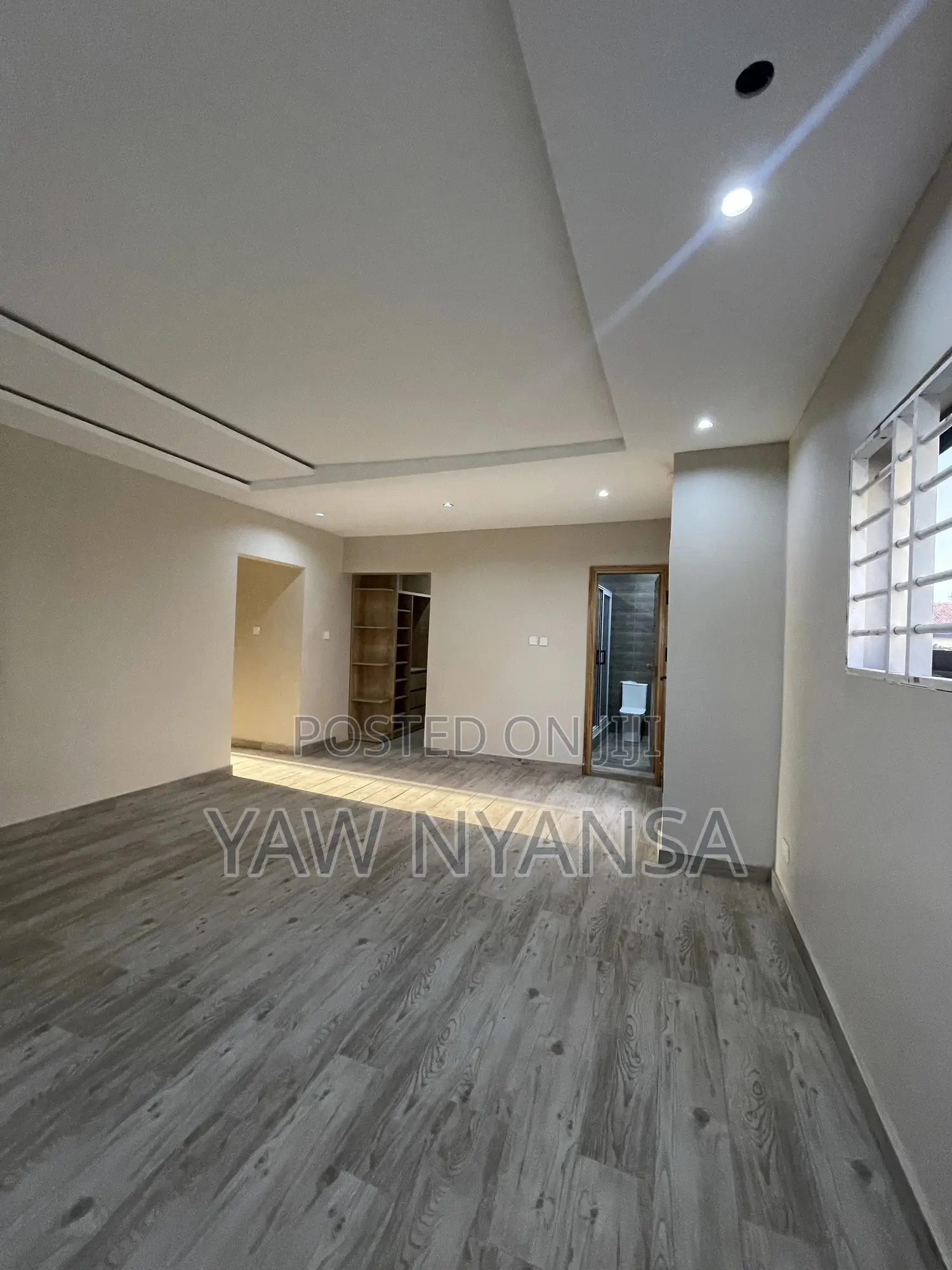 5bdrm Duplex in Bn Estate, Haatso for sale