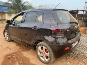 Toyota Vitz 1.0 FWD 3dr 2008 Black