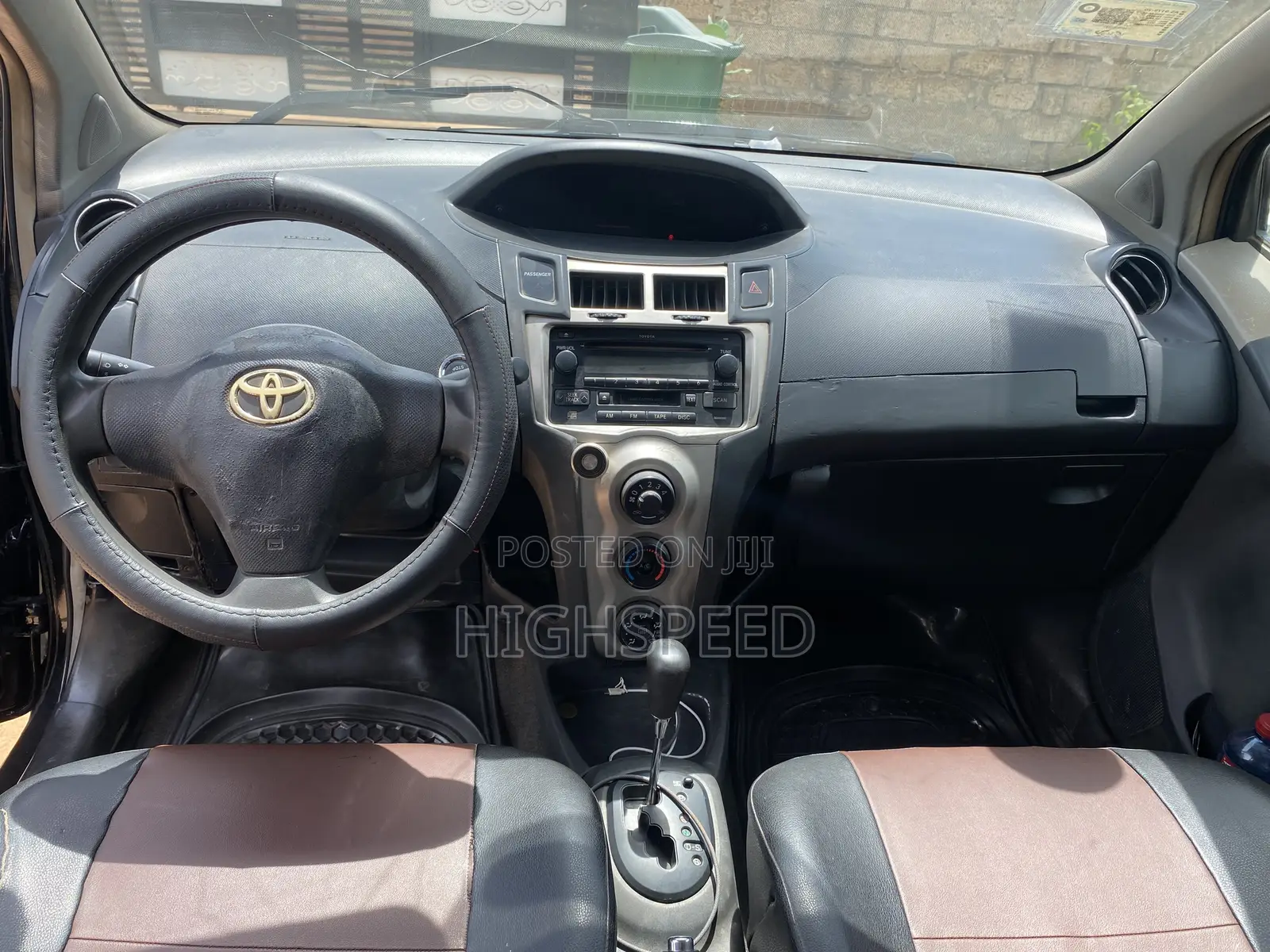 Toyota Vitz 1.0 FWD 3dr 2008 Black