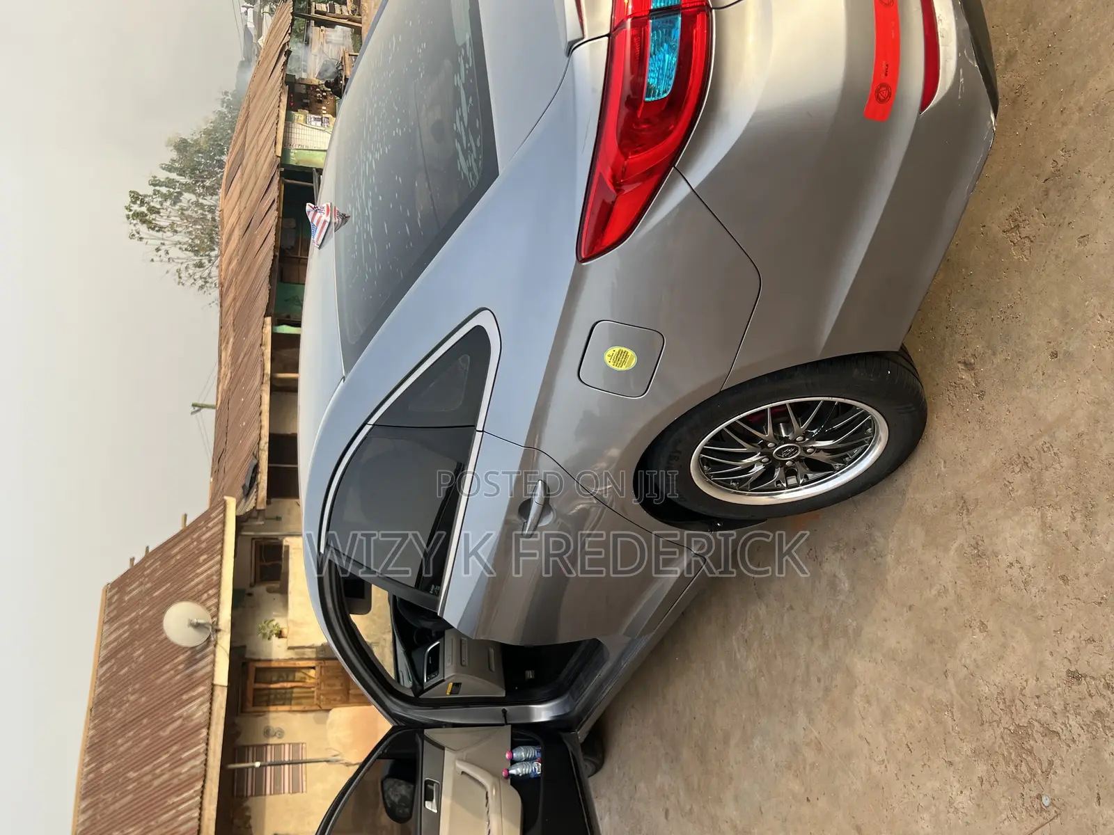 Hyundai Sonata SE 4dr Sedan (2.4L 4cyl 6A) 2015 Gray