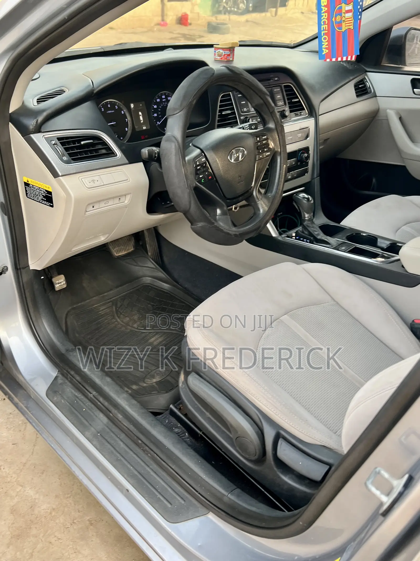 Hyundai Sonata SE 4dr Sedan (2.4L 4cyl 6A) 2015 Gray