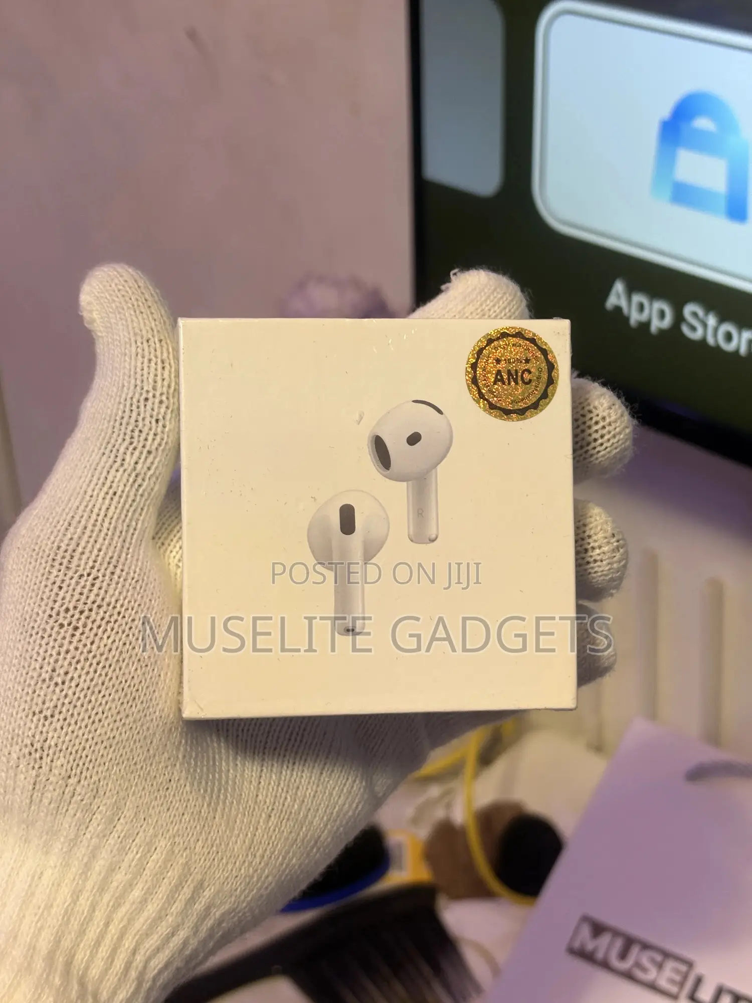 Airpods 4 Wireless Earbuds – Clear Sound, Comfortable Fit, Bluetooth
