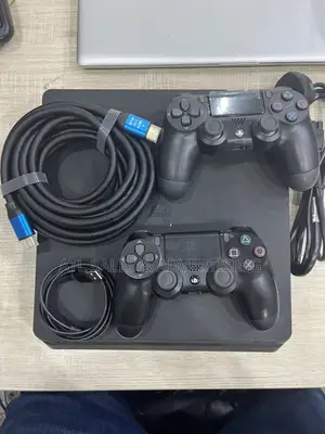 Ps4 Slim With 6 Games 2 Controllers