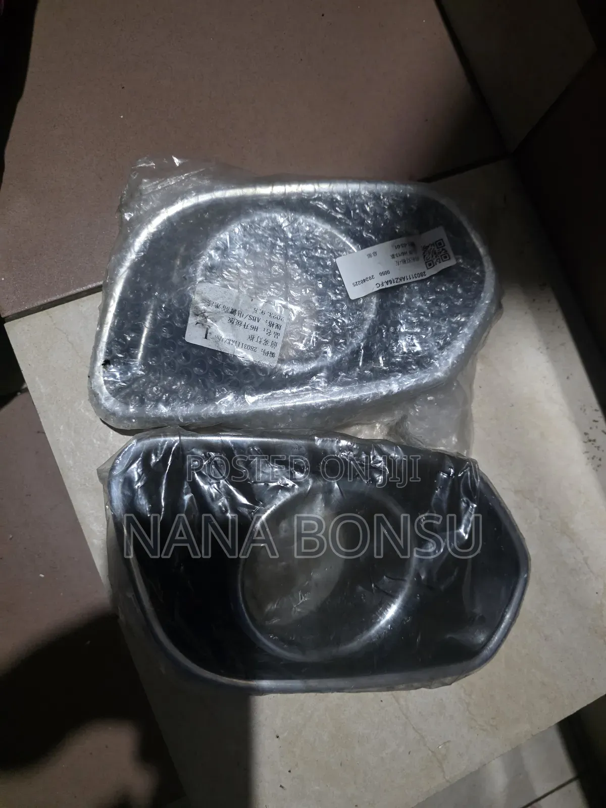 Toyota Voxy Fog Light Cover